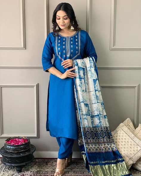 Embroidery Straight Kurta Set